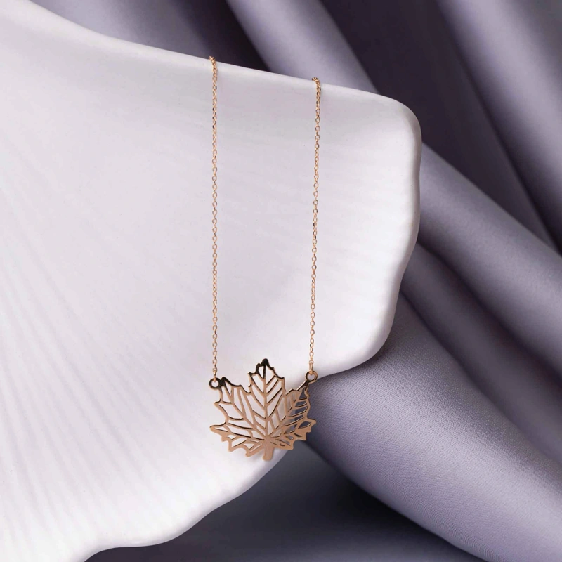 گردنبند طلا زنانه طوق طرح برگ 