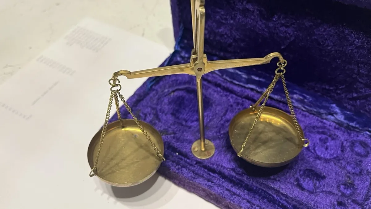 ترازوی زرگری